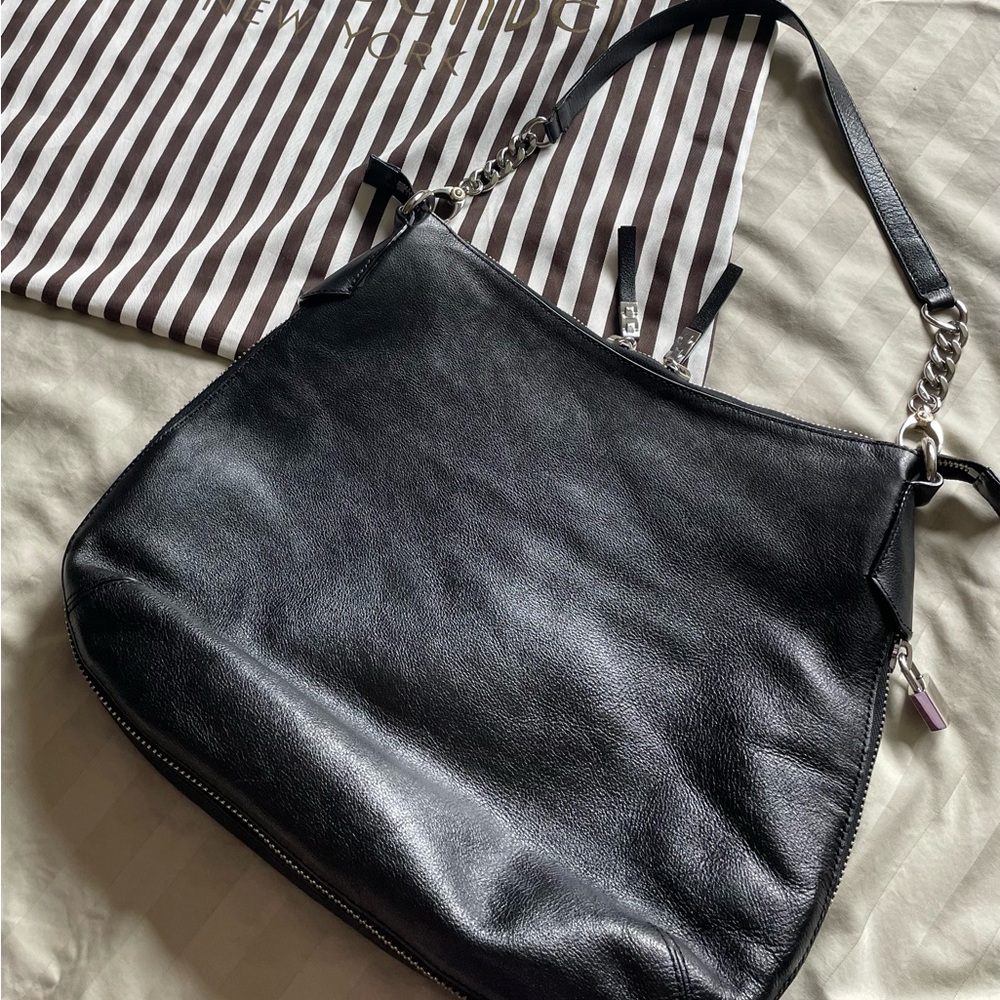 Henri Bendel Black Leather Hobo Expandable Shoulder Bag Purse EUC with Dust Bag